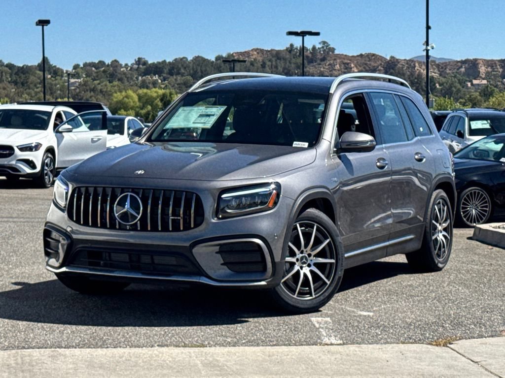 New 2026 Mercedes-Benz GLB 35 AMG 4MATIC image 2
