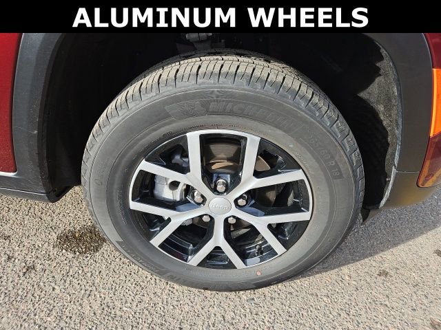 Used 2024 Jeep Grand Cherokee Limited w/ Luxury Tech Group II AWD/4WD image 9