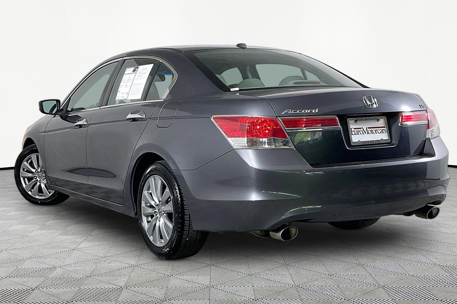 Used 2012 Honda Accord EX-L image 5