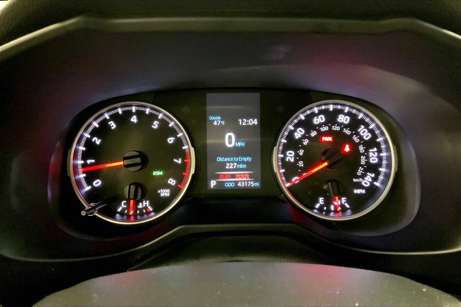 Used 2022 Toyota RAV4 XLE w/ Convenience Package image 26