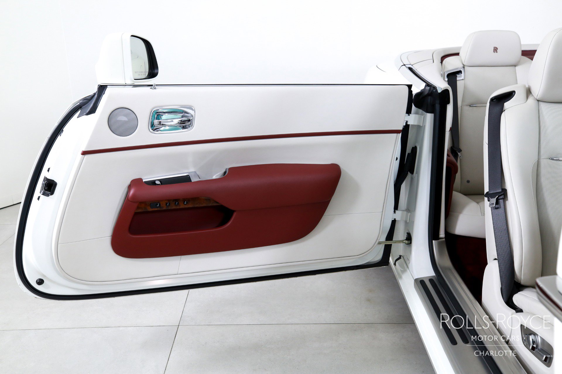 Certified 2020 Rolls-Royce Dawn image 22