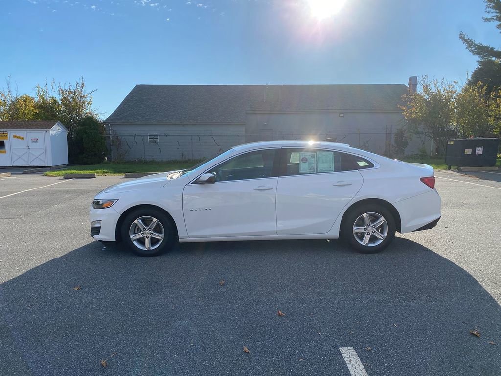 Used 2023 Chevrolet Malibu LS w/ Driver Confidence Package image 9