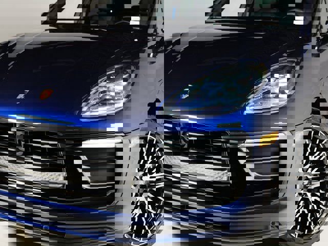 New 2026 Porsche Macan Turbo image 31