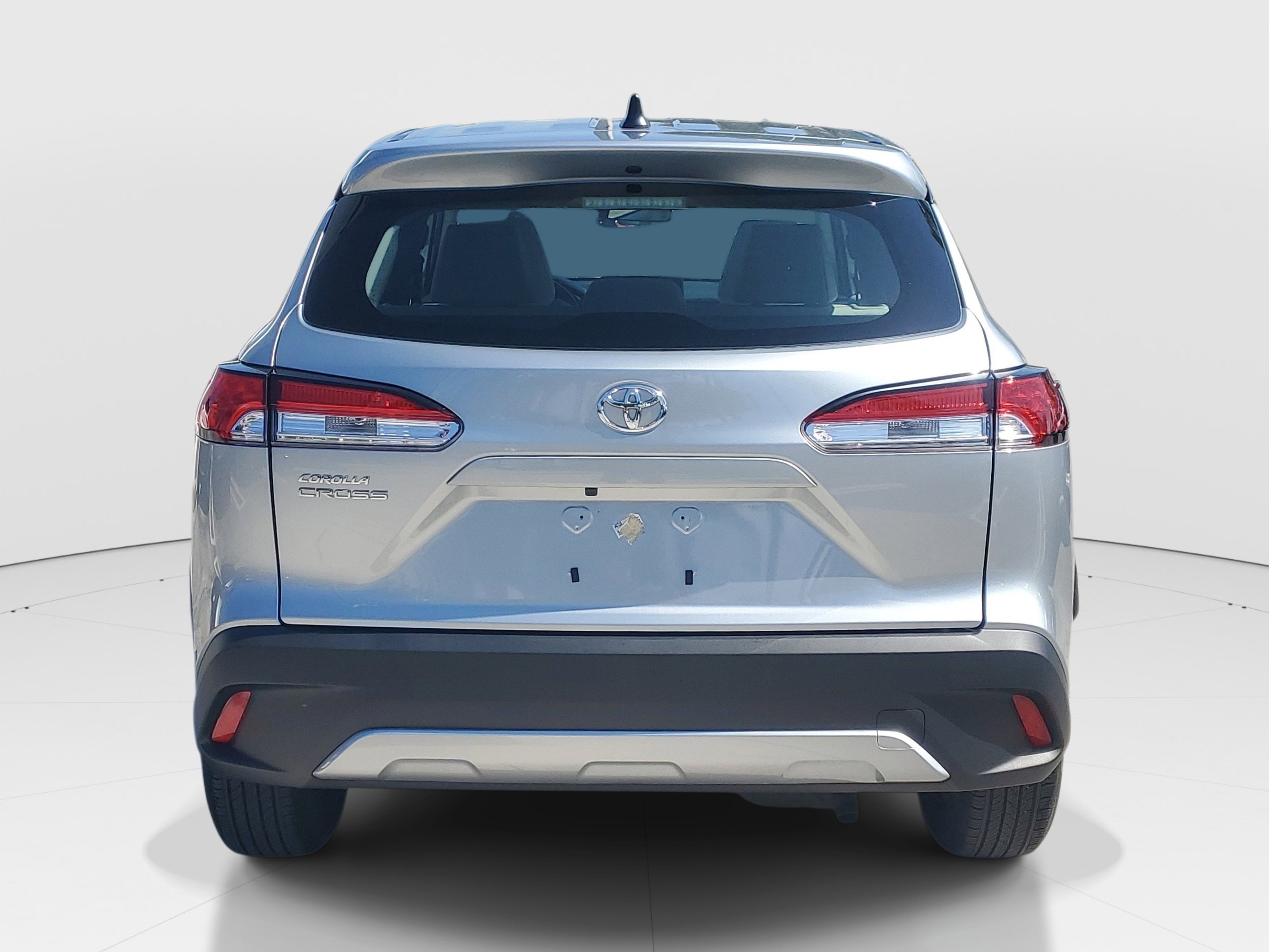 Certified 2024 Toyota Corolla Cross L FWD image 4