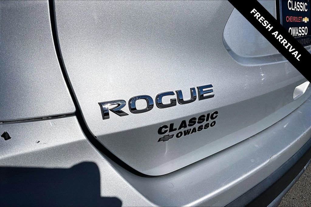 Used 2018 Nissan Rogue SL image 23