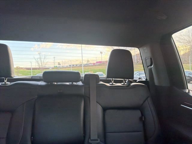 Used 2023 GMC Sierra 1500 Elevation image 12