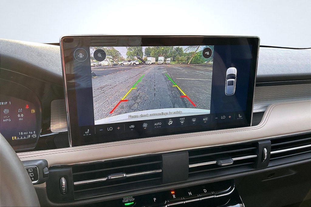 Certified 2023 Lincoln Corsair FWD image 16
