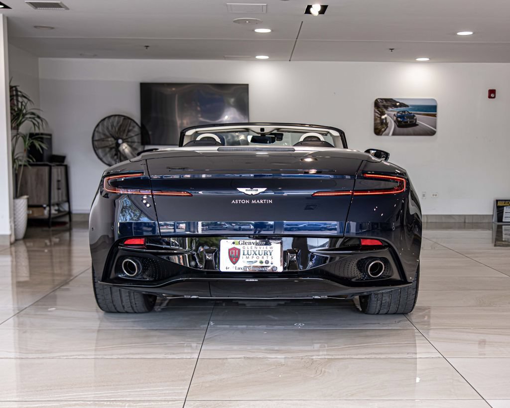 Used 2019 Aston Martin DB11 Volante RWD image 13