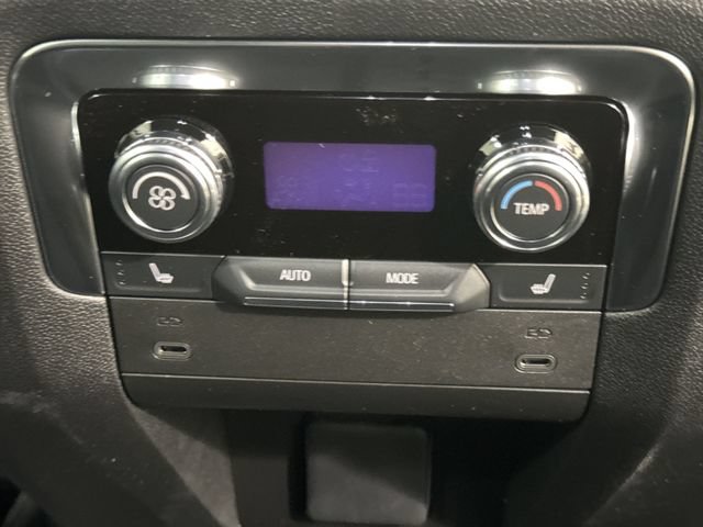 New 2026 GMC Yukon XL AT4 w/ LPO, Floor Liner Package AWD/4WD image 21