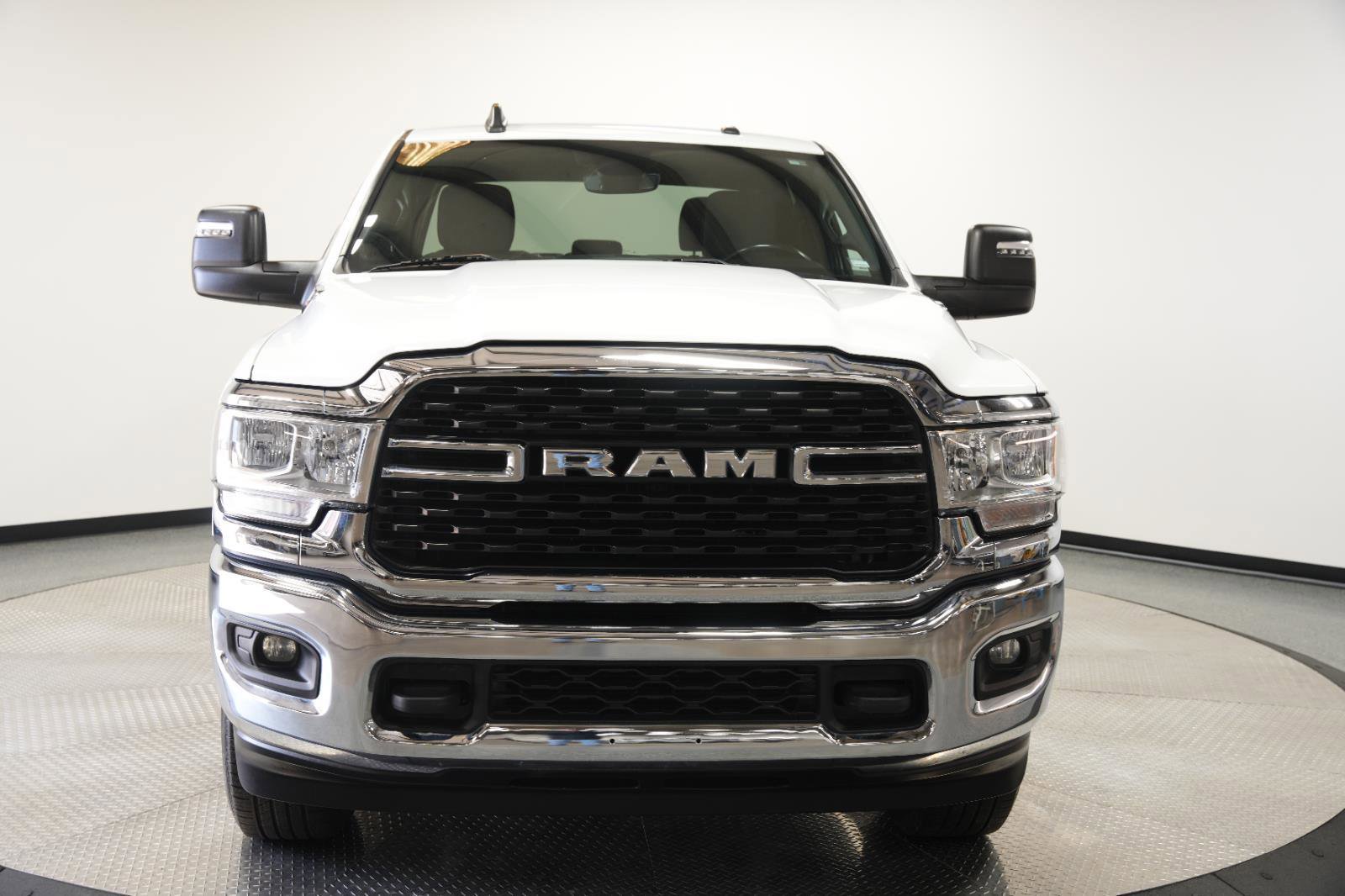Used 2024 RAM 2500 Big Horn image 2