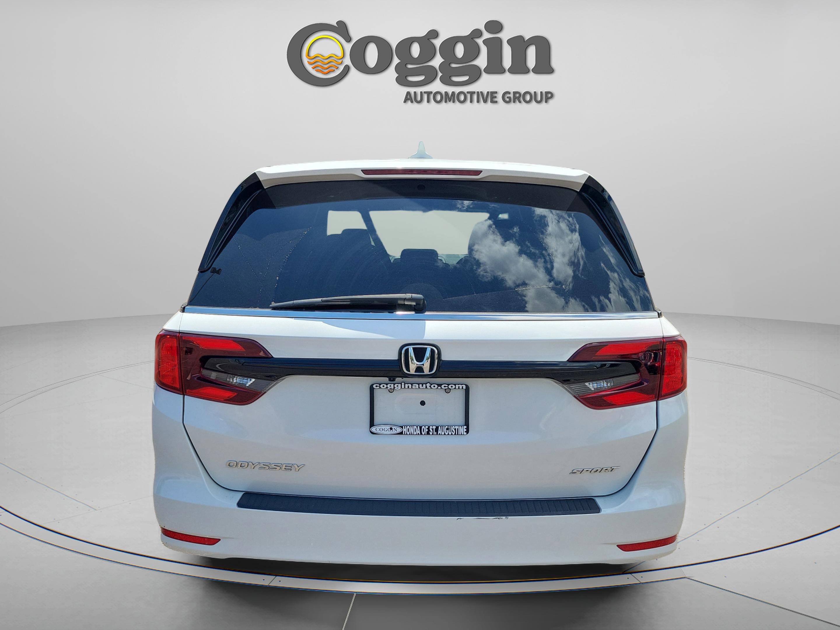 Used 2023 Honda Odyssey Sport image 4