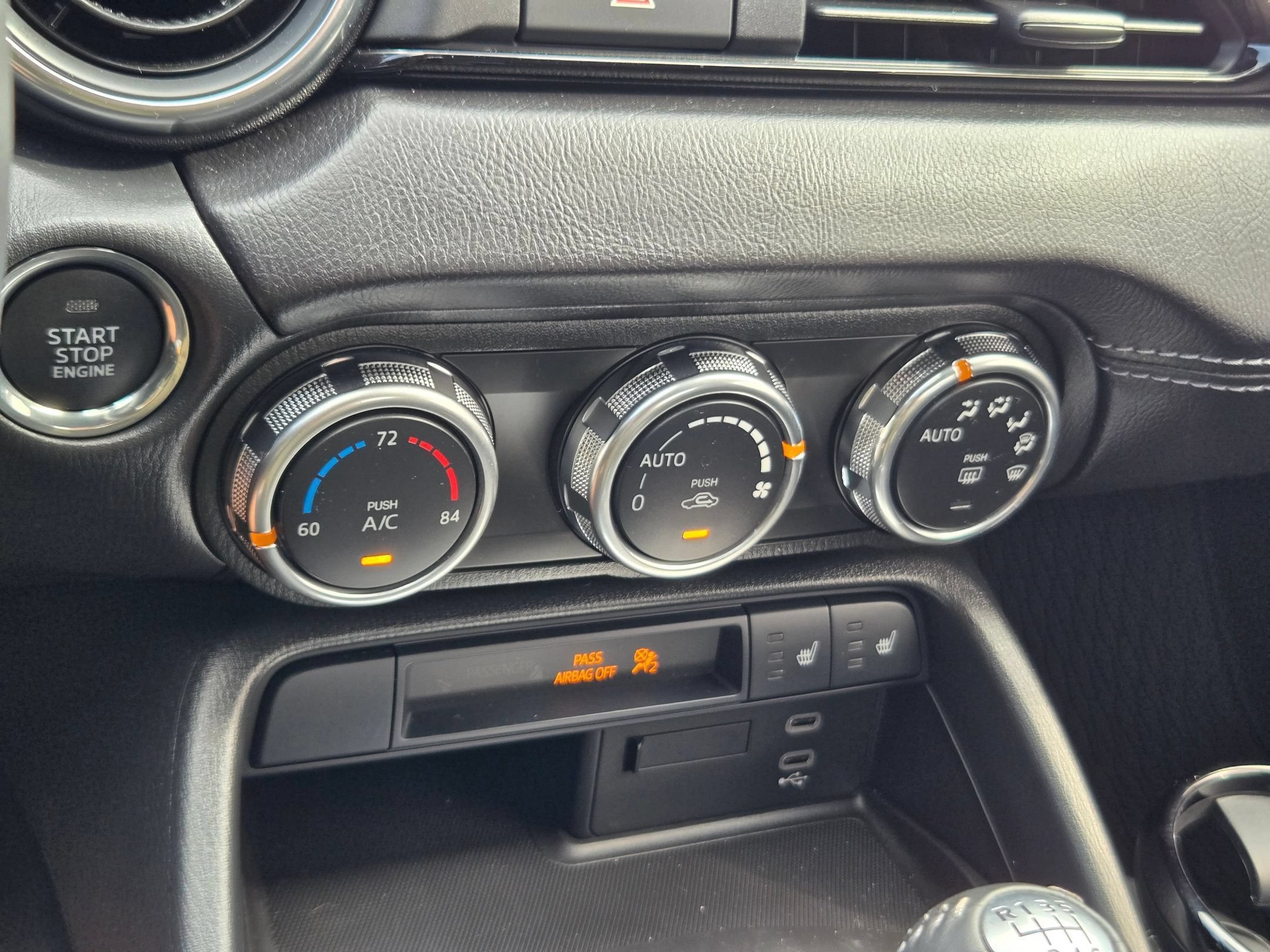 Used 2025 MAZDA MX-5 Miata Grand Touring w/ Weather Package RWD image 17