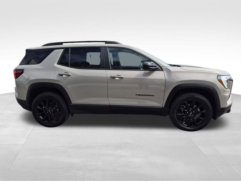 Used 2026 GMC Terrain Elevation w/ Elevation Premium Package image 15