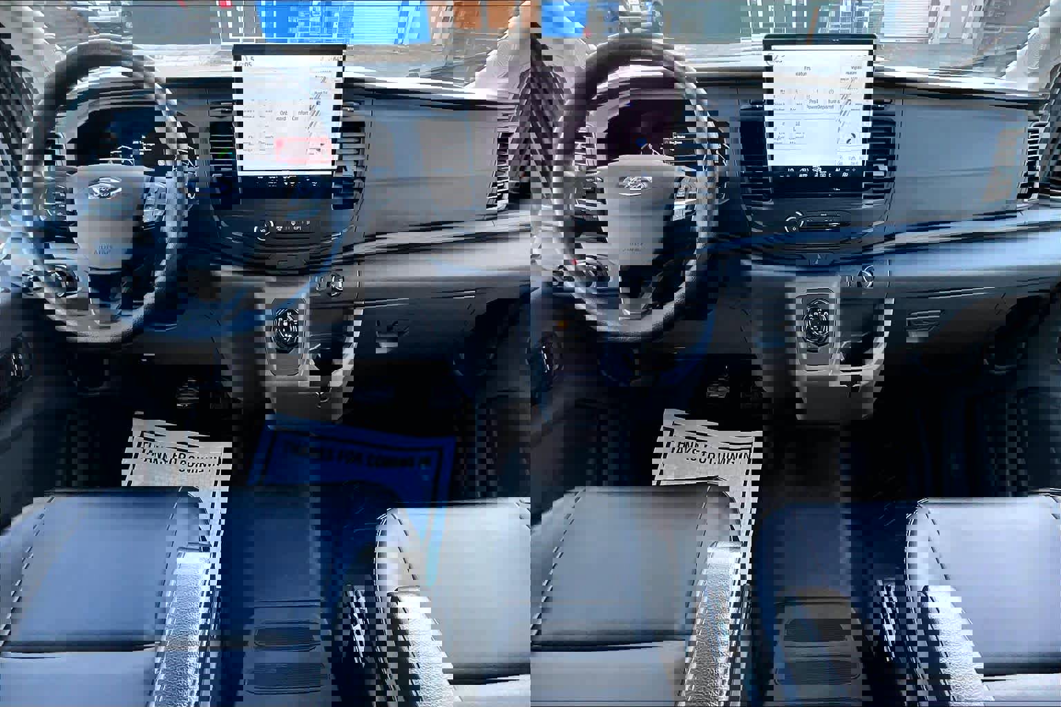 Used 2022 Ford E-Transit Medium Roof image 15