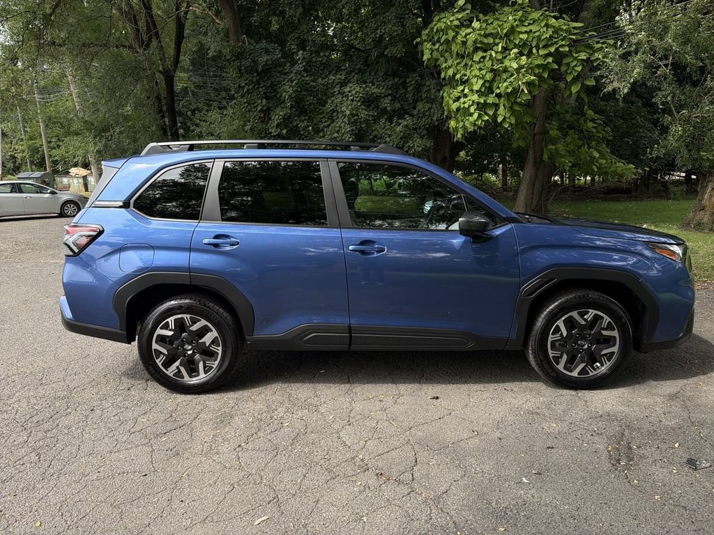 Used 2026 Subaru Forester Premium AWD/4WD image 9