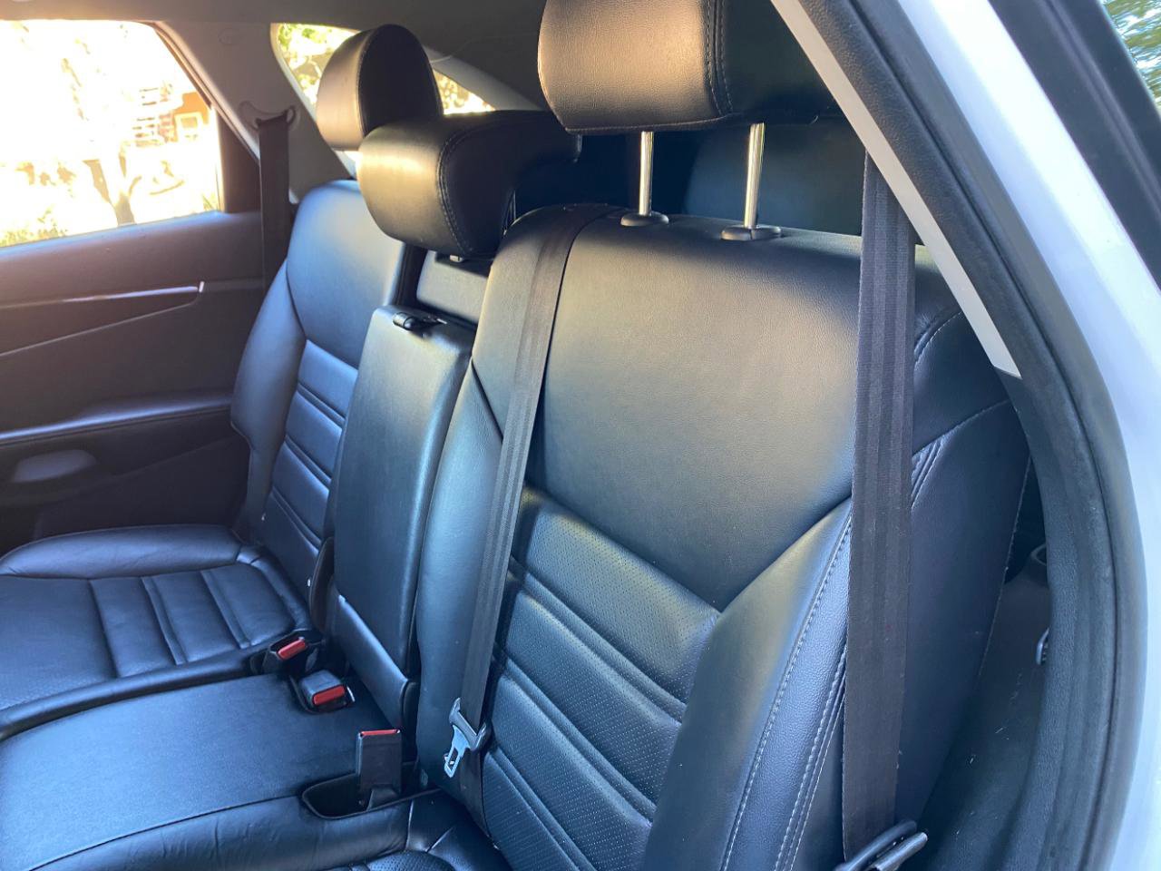 Used 2020 Kia Sorento EX FWD image 35