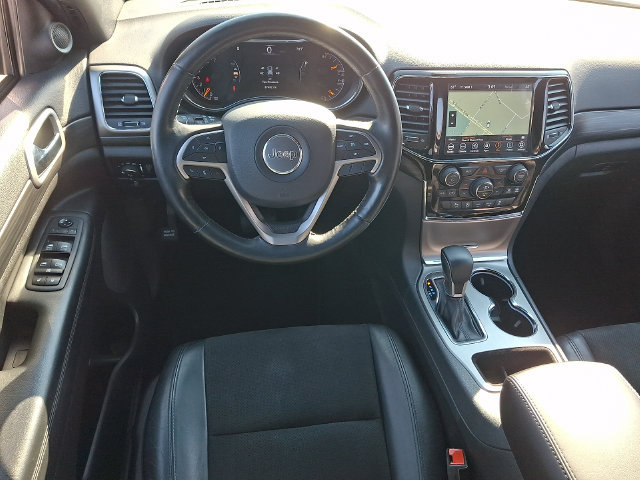 Used 2020 Jeep Grand Cherokee Altitude AWD/4WD image 11