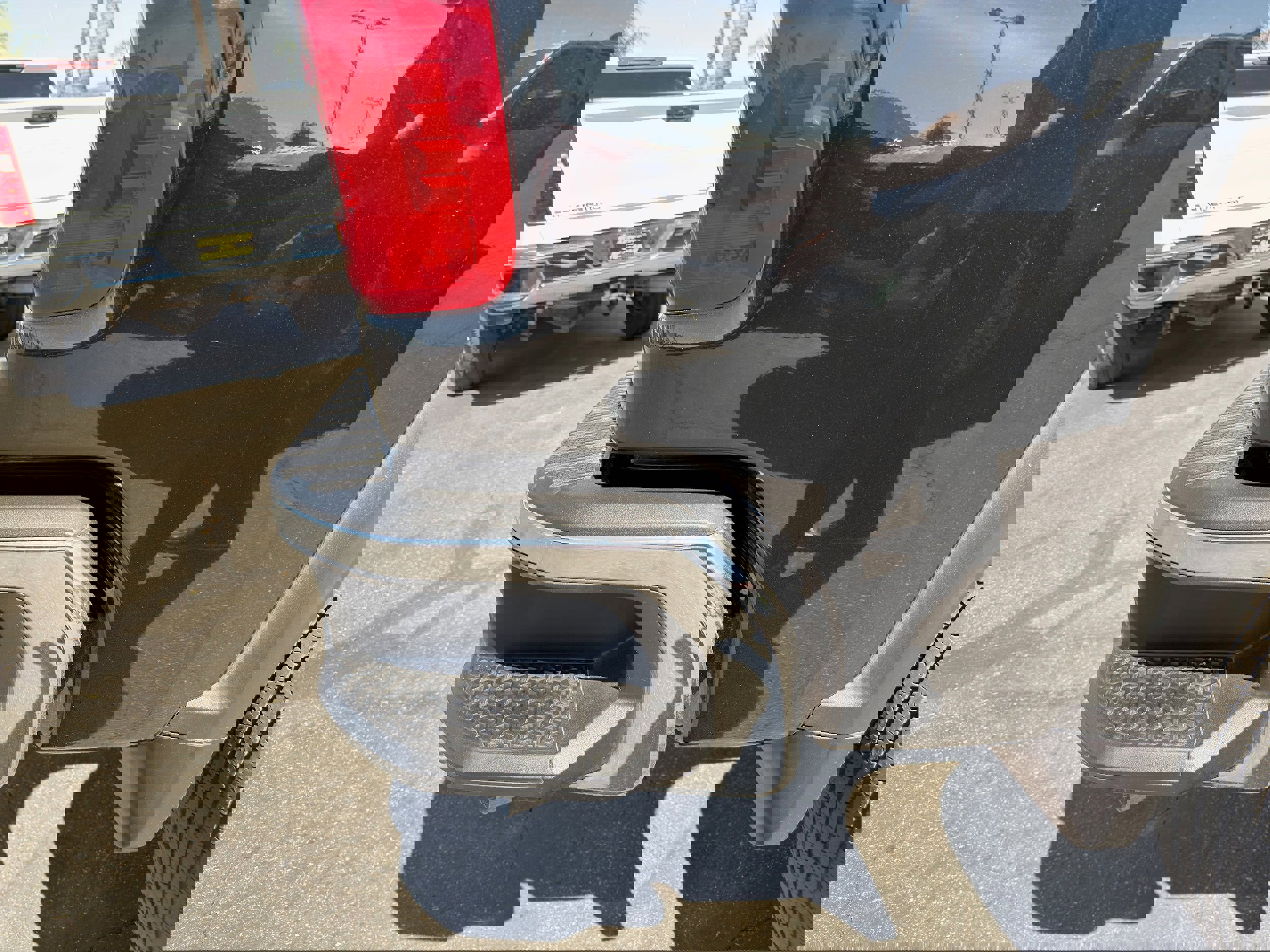 Used 2025 Chevrolet Silverado 2500 LT w/ Convenience Package image 15