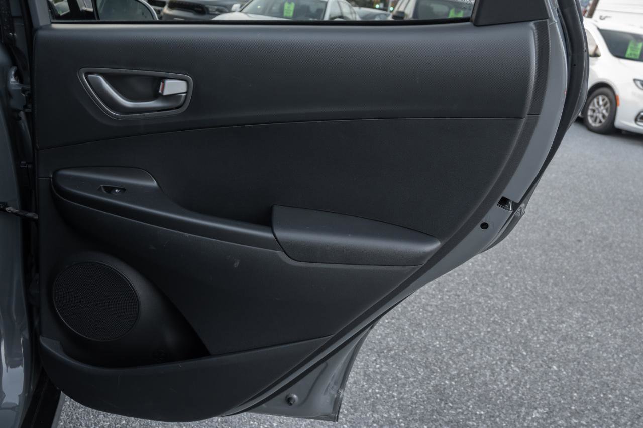 Used 2021 Hyundai Kona SEL image 30