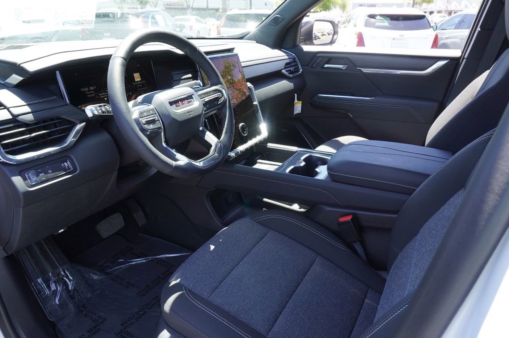 New 2025 GMC Acadia Elevation image 17