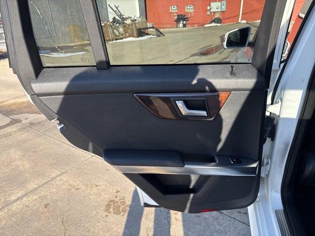 Used 2013 Mercedes-Benz GLK 350 4MATIC image 40