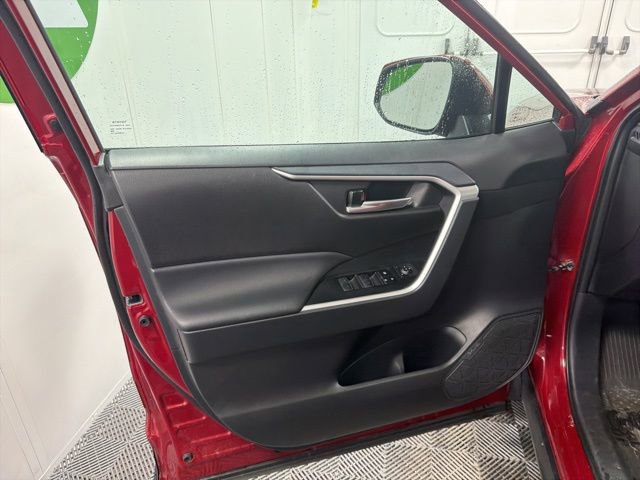 Used 2024 Toyota RAV4 XLE w/ Convenience Package AWD/4WD image 14