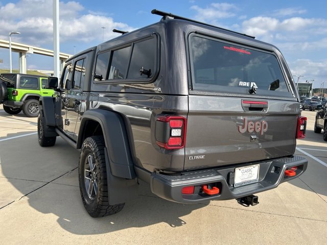 Used 2024 Jeep Gladiator Mojave w/ Convenience Group image 6