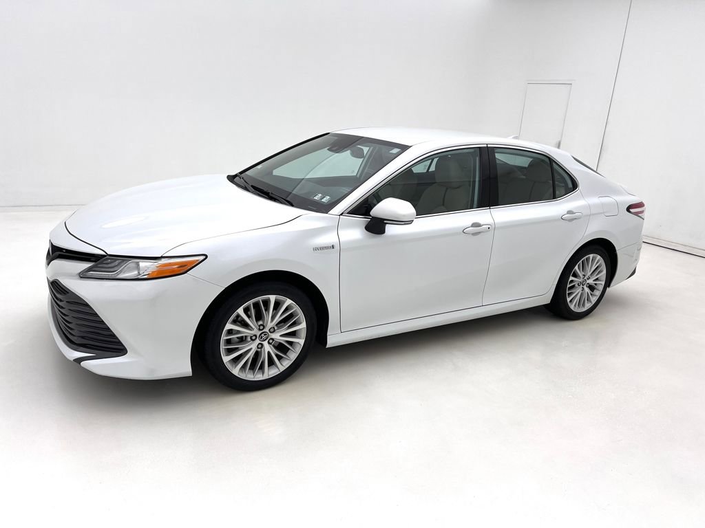Used 2019 Toyota Camry XLE image 5