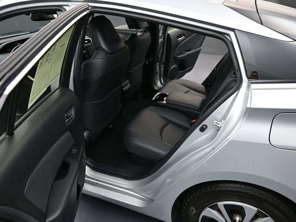 Used 2019 Toyota Prius Prime Advanced image 10