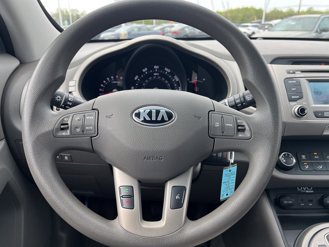 Used 2015 Kia Sportage LX image 16