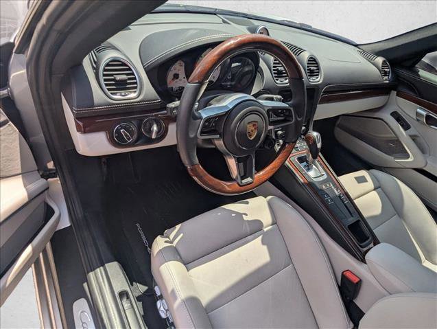 Used 2024 Porsche 718 Cayman S RWD image 6