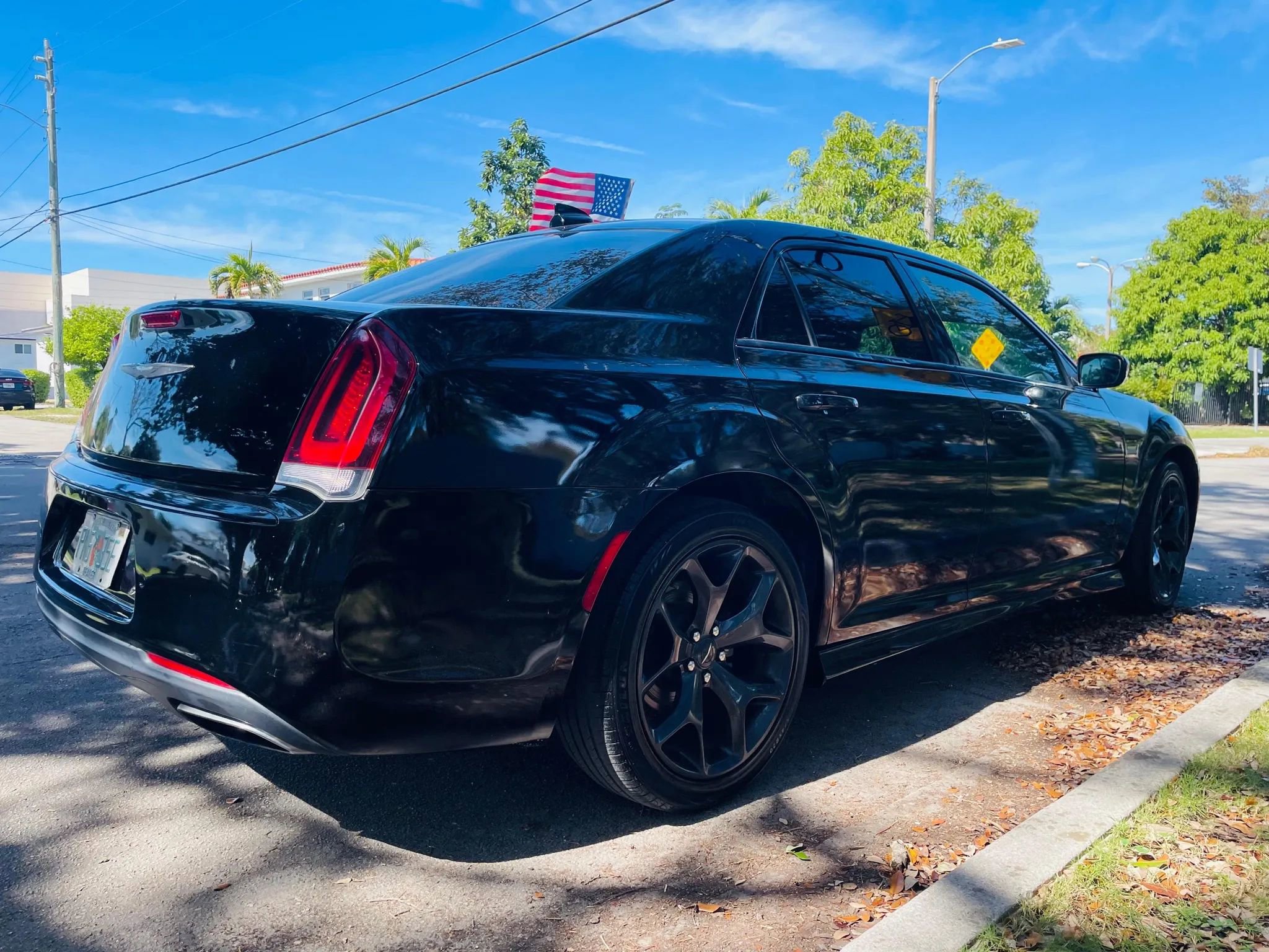 Used 2023 Chrysler 300 Touring L w/ Popular Equipment Group image 5
