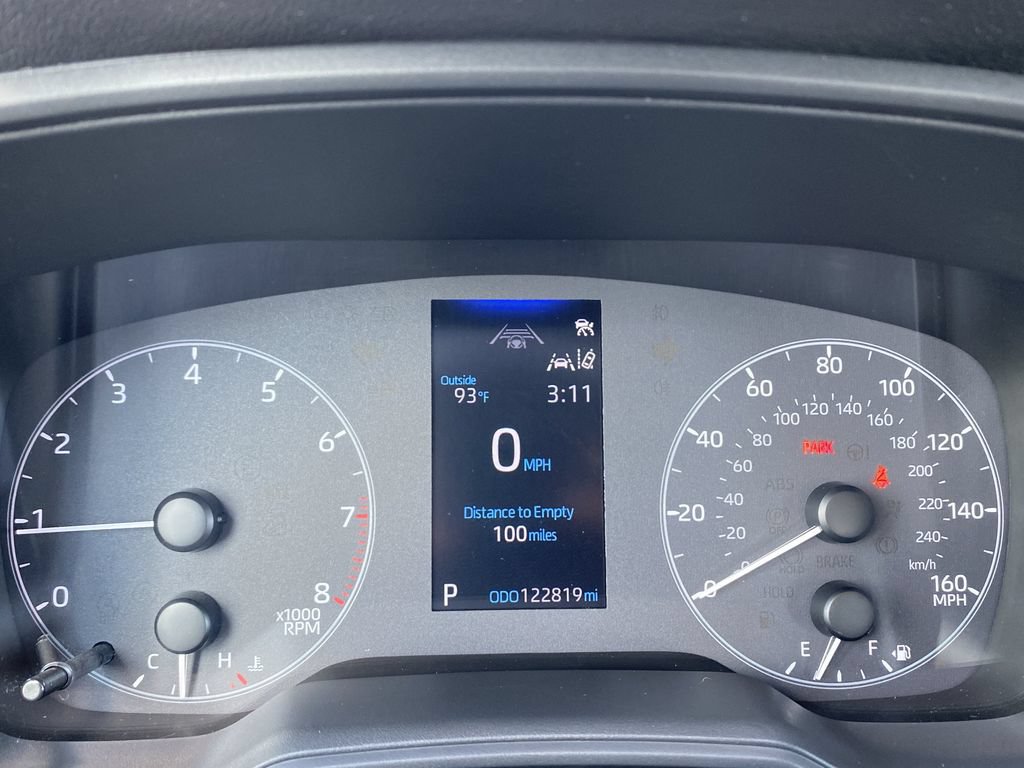 Used 2024 Toyota Corolla LE FWD image 33