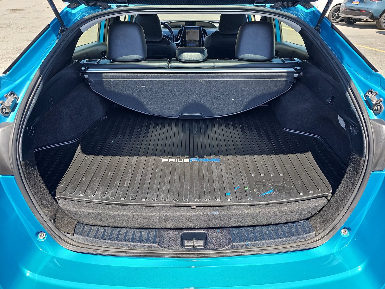 Used 2020 Toyota Prius Prime XLE FWD image 12