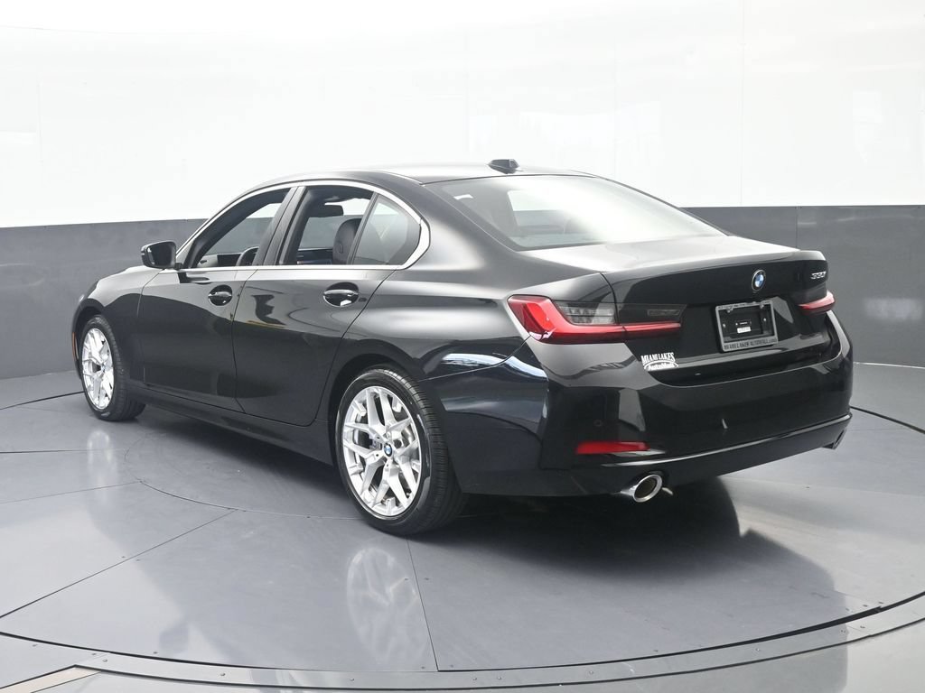 Used 2026 BMW 330i Sedan w/ Convenience Package RWD image 4