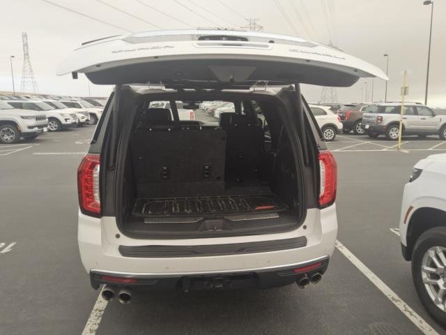 Used 2022 GMC Yukon Denali w/ Max Trailering Package AWD/4WD image 2