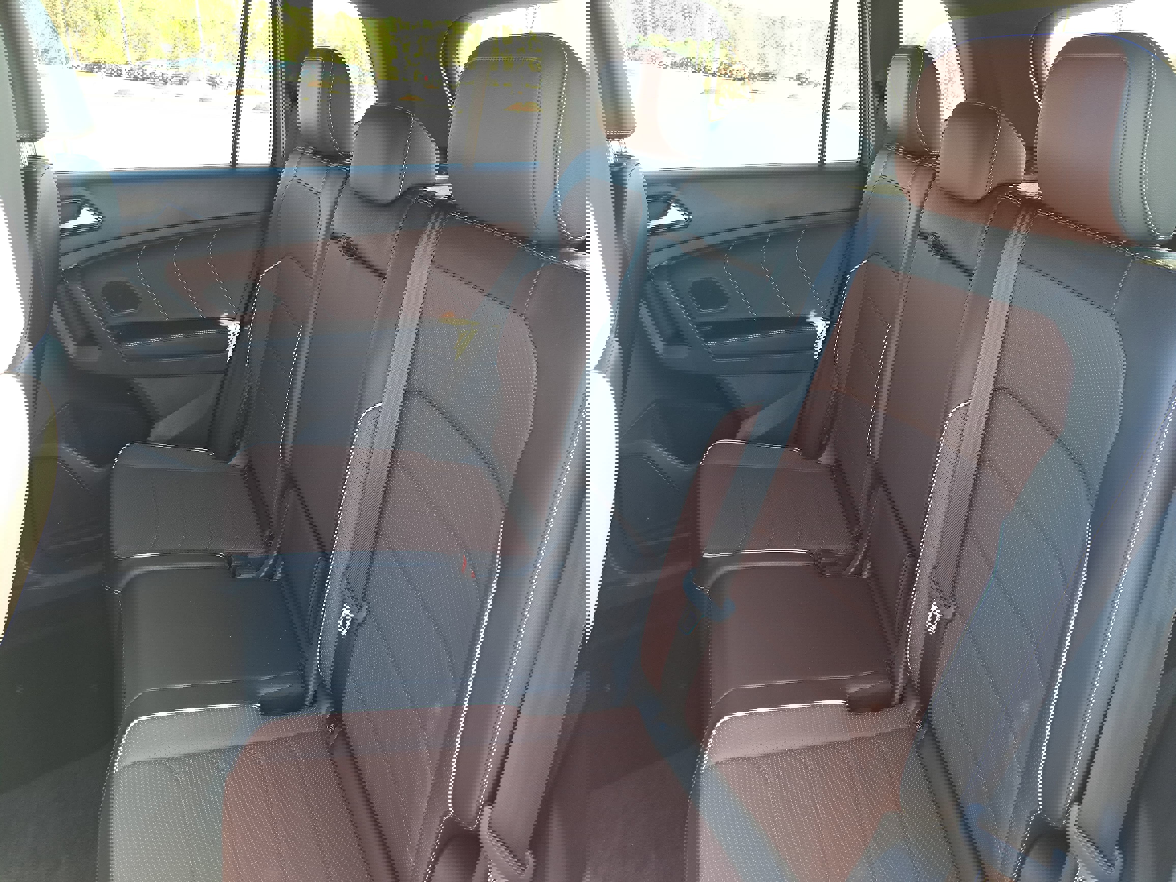 Certified 2024 Volkswagen Tiguan SEL R-Line image 14