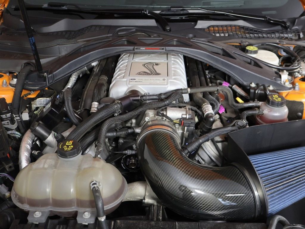 Used 2020 Ford Mustang Shelby GT500 w/ Carbon Fiber Track Pack image 18