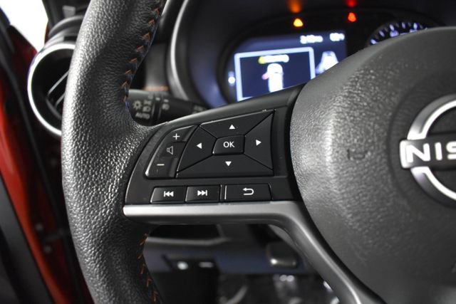 Used 2022 Nissan Kicks SR FWD image 14