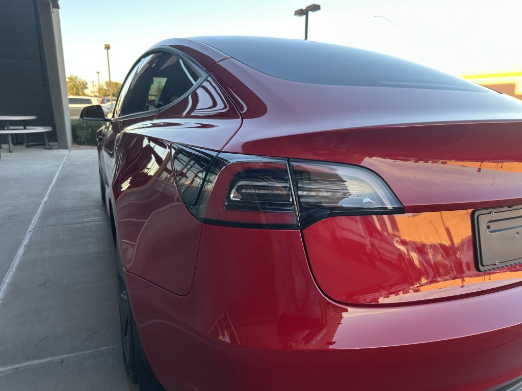 Used 2023 Tesla Model 3 Standard Range image 13