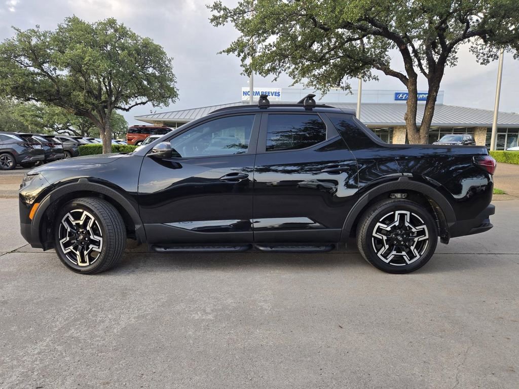 Used 2025 Hyundai Santa Cruz Limited image 2