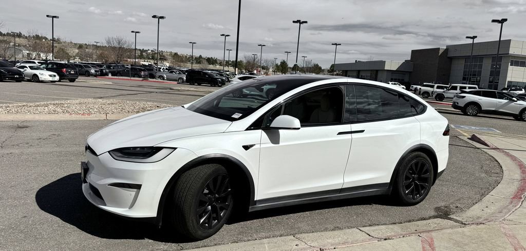 Used 2022 Tesla Model X Base image 5