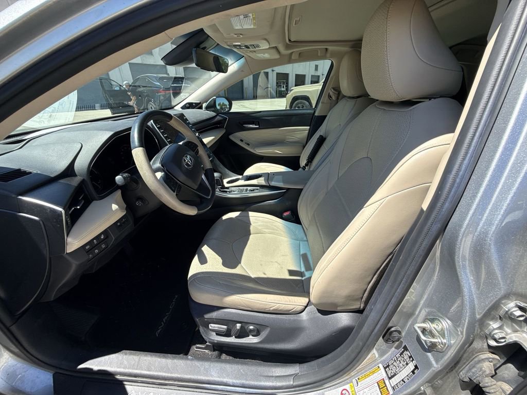 Used 2019 Toyota Avalon Limited w/ Advanced Safety Package FWD image 30