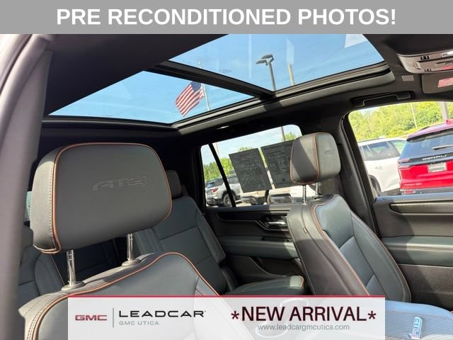 Used 2025 GMC Yukon AT4 AWD/4WD image 13