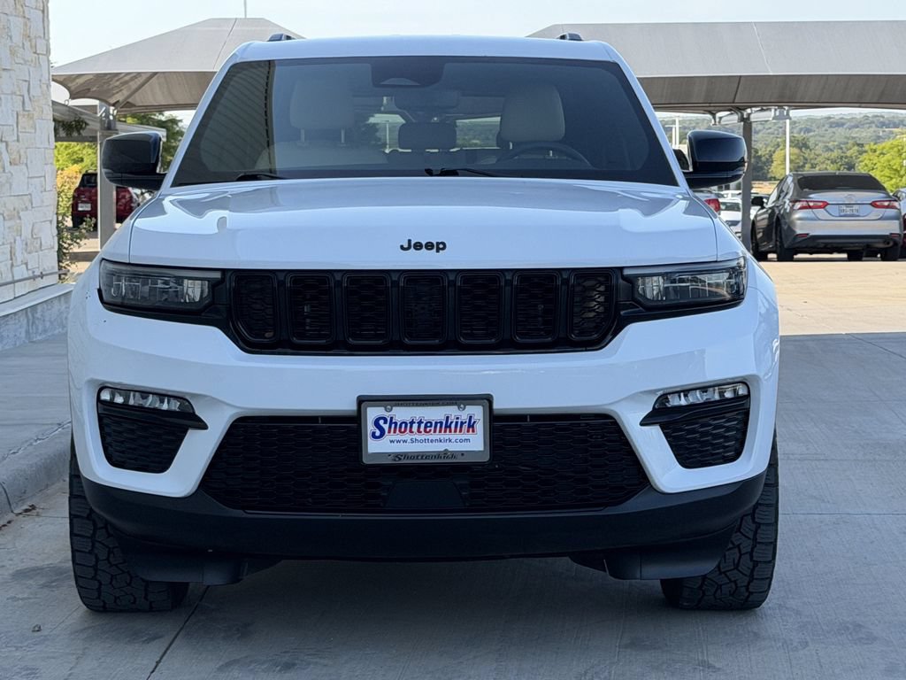 Used 2023 Jeep Grand Cherokee Limited w/ Black Appearance Package RWD image 7
