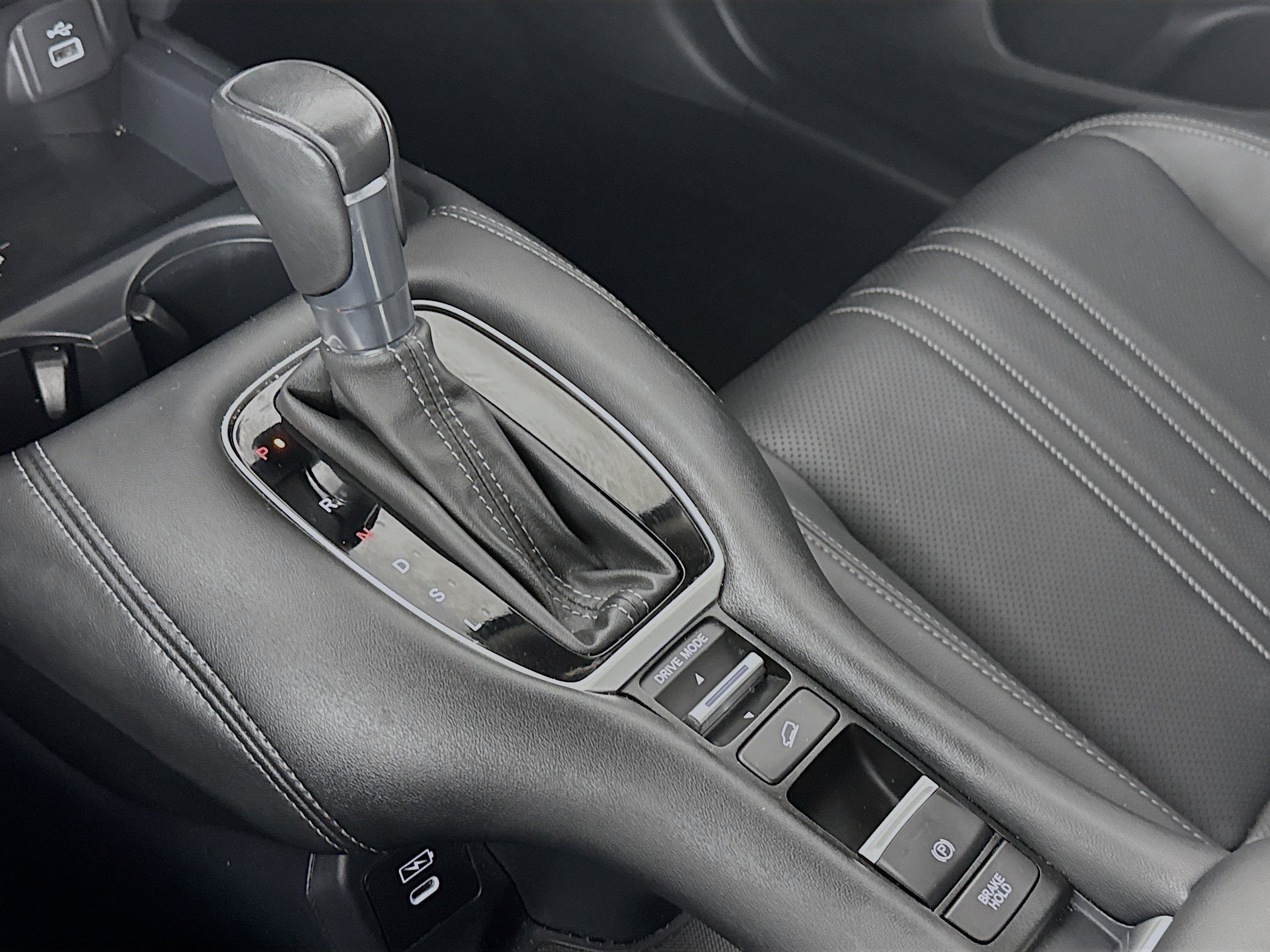 Certified 2024 Honda HR-V EX-L image 16