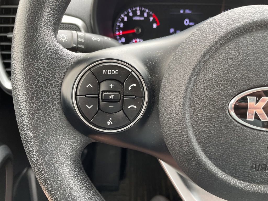 Used 2020 Kia Soul S FWD image 23