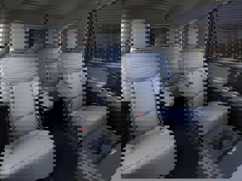 New 2026 Ford Expedition Platinum image 11