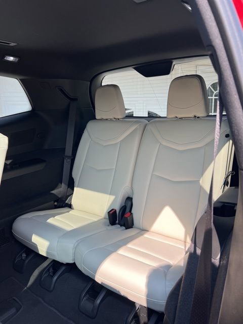 Used 2023 Cadillac XT6 Sport w/ Technology Package image 7