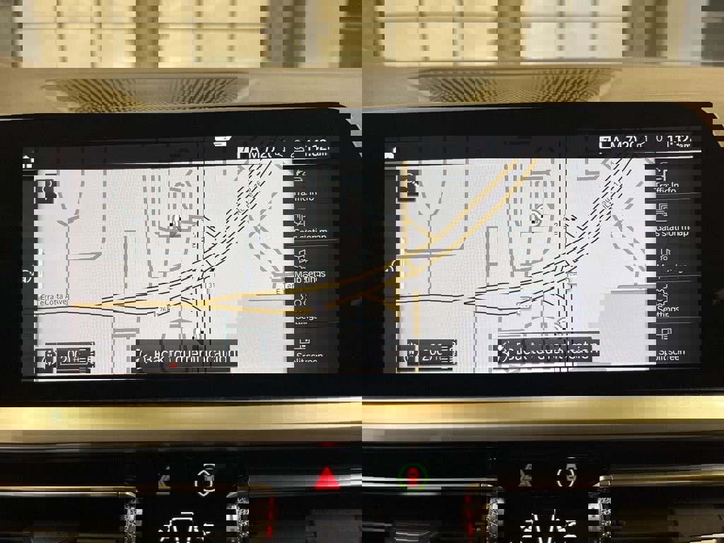 Used 2020 BMW 330i xDrive Sedan w/ Premium Package image 17